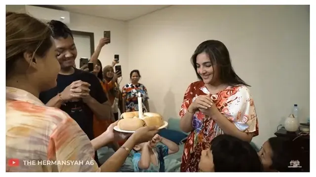 10 Momen Kejutan Ulang Tahun Ashanty ke-37, Ada Durian Hingga Pare