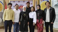 Putri Ariani bersama Menpora Dito Ariotedjo dan sejumlah artis. (Dok. via