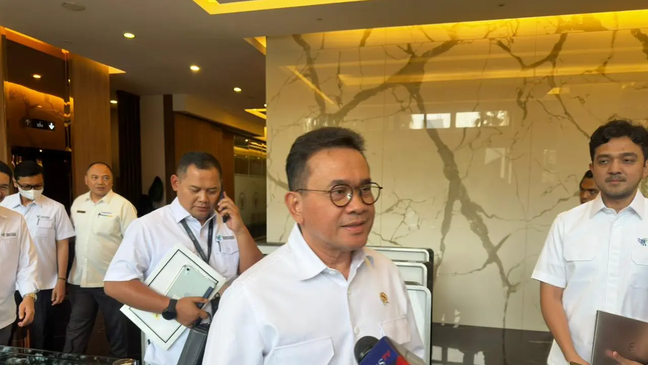 Menteri Perdagangan Budi Santoso di Kantor Kemenko Perekonomian, Senin (13/4/2026). (Liputan6.com/Gagas)