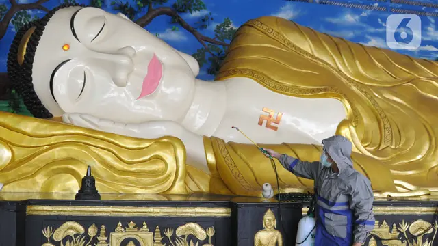 Persiapan Imlek di Vihara Patung Buddha Tidur