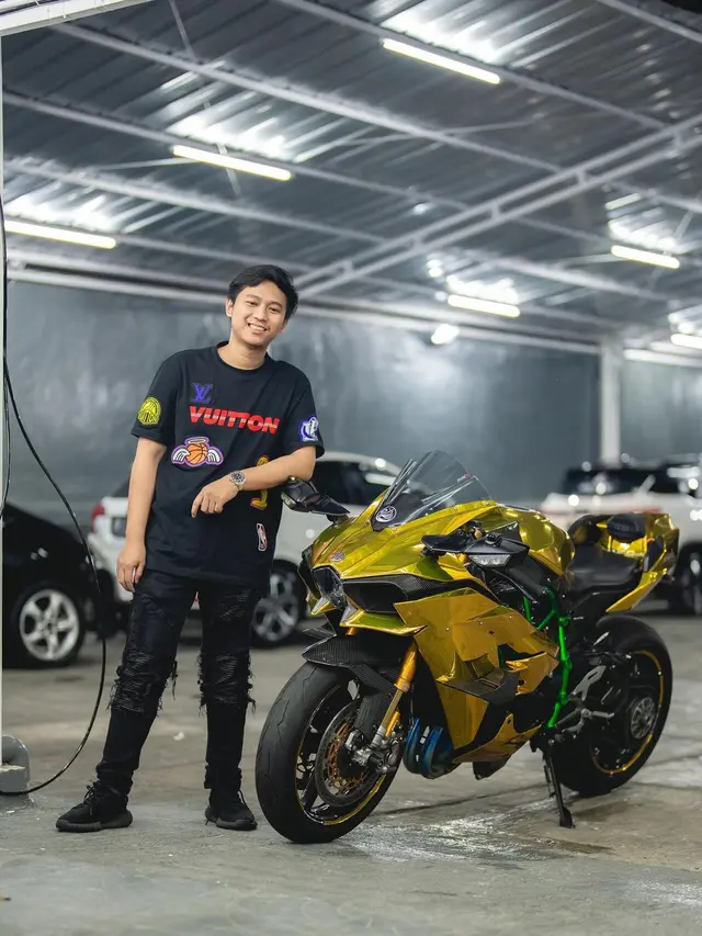 Doni Salmanan naik motor mobil mewah (Instagram/@donisalmanan)