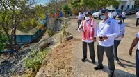 Menteri Perhubungan Budi Karya Sumadi meninjau Pelabuhan Tenau di Kupang, Nusa Tenggara Timur (NTT).