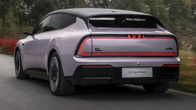 Audi E5 Sportback dibekali Audi OS berbasis Snapdragon 8295 dan sistem Audi 360 Assisted Driving untuk pengalaman semi-otonom (Audi)