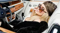 Kylie Jenner Pasang Gigi Emas Seperti Tyga, Masih Cinta?