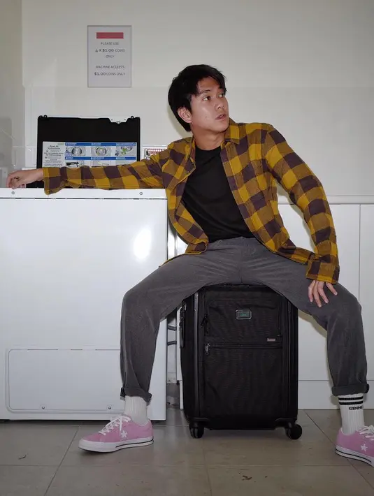 (Instagram/iqbaal.e)