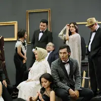 Diulang tahun pertama, Bintang.com berhasil mengumpulkan 18 artis untuk menjalani pemotretan artis dari 3 generasi. (Galih W. Satria/Bintang.com)