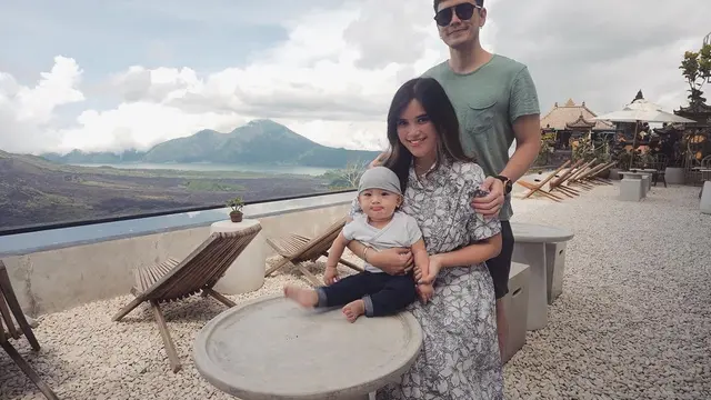 Audi Marissa Liburan di Bali