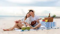 ilustrasi pasangan cinta/Travelpixs/Shutterstock