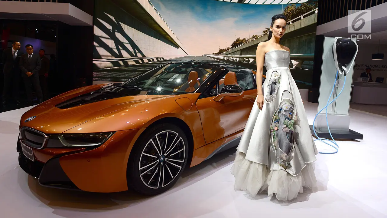 mobil BMW i8 Roadster