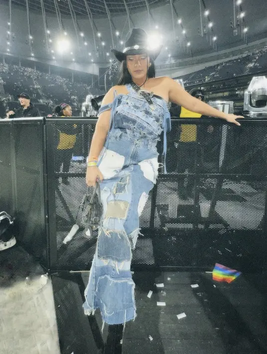 Penampilan Tara Basro saat konser Beyonce, credit: (@tarabasro)