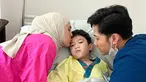 Jalani operasi adenoid, beberapa netizen bertanya soal operasi yang dijalani oleh anak pertama Nycta Gina ini. Dijelaskan adenoid adalah pembengkakan atau peradangan kelenjar di hidung atau tenggorokan bagian atas. Doa untuk kesembuhan anak pertama Nycta Gina yang akrab disapa Uta ini ramai dibubuhkan oleh netizen dan sederet rekan selebriti, seperti Maya Septha salah satunya. (Liputan6.com/IG/@missnyctagina)