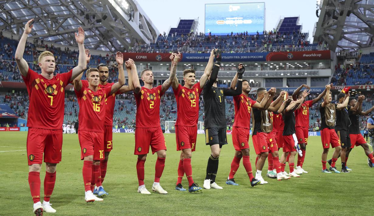 Para pemain Belgia melakukan selebrasi usai mengalahkan Panama pada laga Piala Dunia 2018 di Stadion Fisht, Senin (18/6/2018). Belgia menang 3-0 atas Panama. (AP//Matthias Schrader)