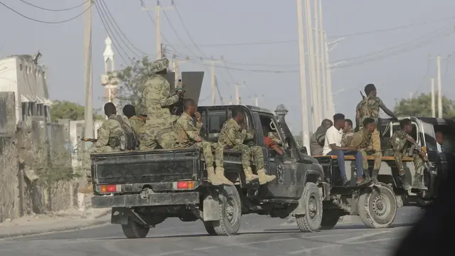 Pejuang bersenjata al-Shabab