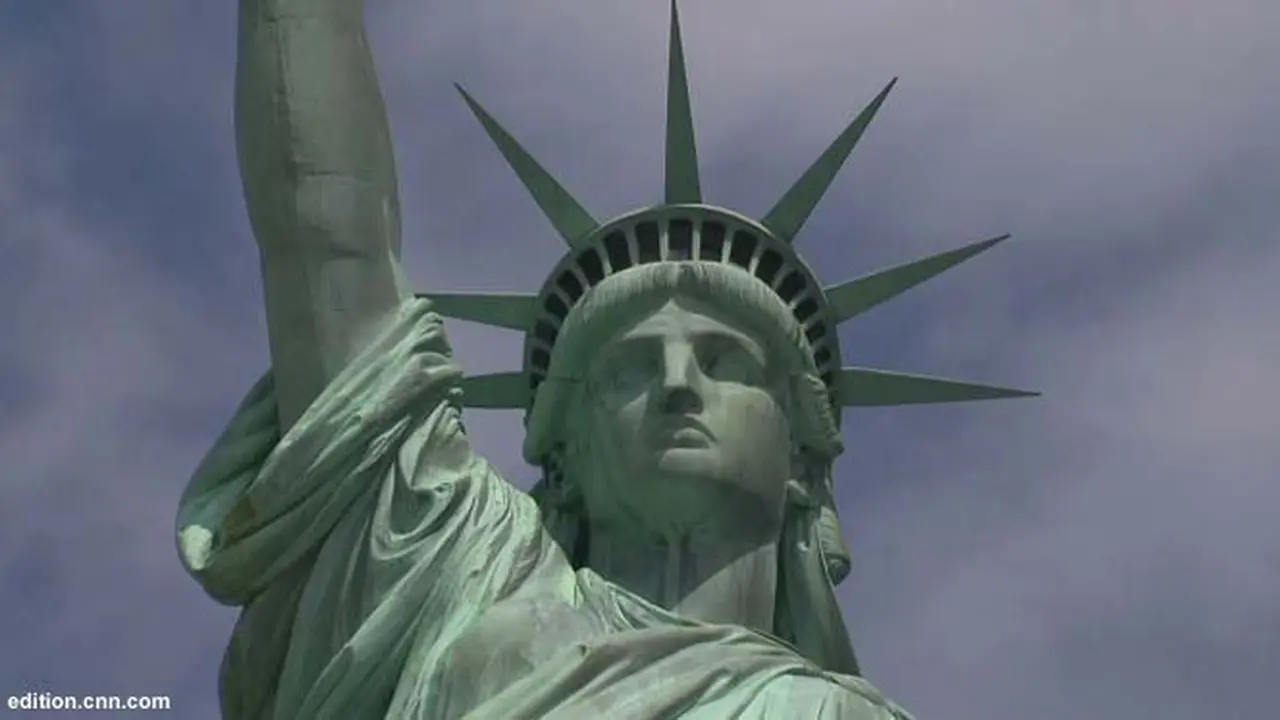 patung-liberty-130704d.jpg