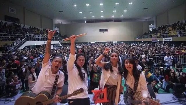 Band Kotak