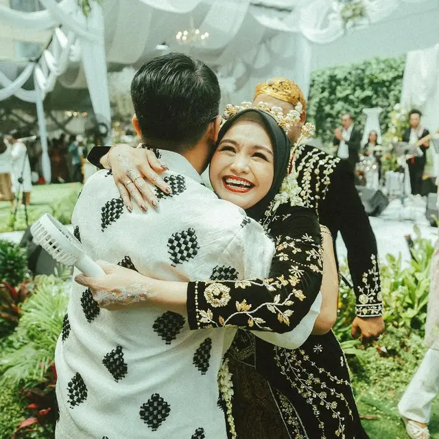 Dimansyah Laitupa dan Salma Salsabil Menikah