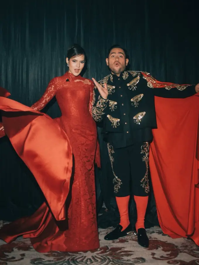 Raisa dan King Nassar saat manggung bersama. [@raisa6690]