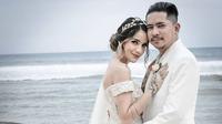 Potret pernikahan Sheila Marcia dan Dimas Akira (Sumber: Instagram/itssheilamj)