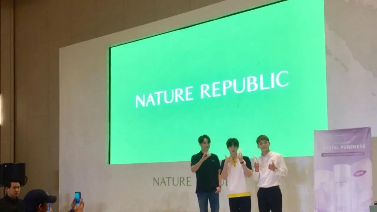 EXO