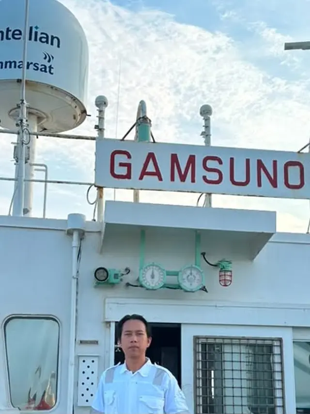 Daryl Josua Makaminang, Third Officer di kapal Gamsunoro