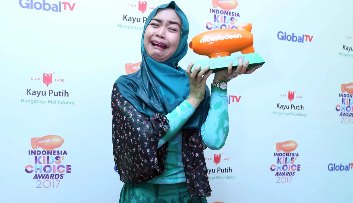 Ria Ricis tidak menyangka bisa menyabet penghargaan sebagai Selebgram Favorit Indonesia Kids Choice Awards (IKCA)2017. Ria sendiri menjagokan Baby Tan yang bisa memenangkan kategori tersebut. (Nurwahyunan/Bintang.com)