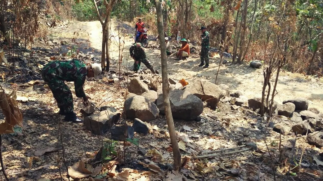 Saat TNI Bantu Wujudkan Jembatan Impian Warga Dukuh Kopi