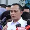 Menteri Sekretaris Negara (Mensesneg) Prasetyo Hadi menjelaskan mengenai kenaikan harga plastik di Kompleks Istana Negara, Jakarta, Rabu (8/4/2026). (Istimewa)