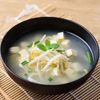 ilustrasi sup tahu kecambah/Nungning20/Shutterstock