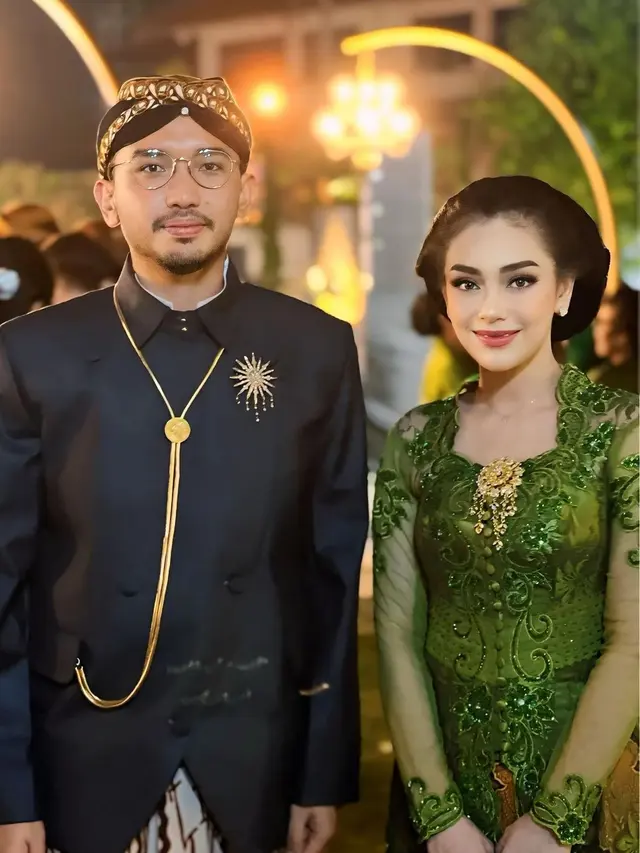 Berparas Bule, 6 Pesona Celine Evangelista Menjelma jadi Perempuan Jawa Kenakan Kebaya dan Sanggul di Ultah Putri Solo