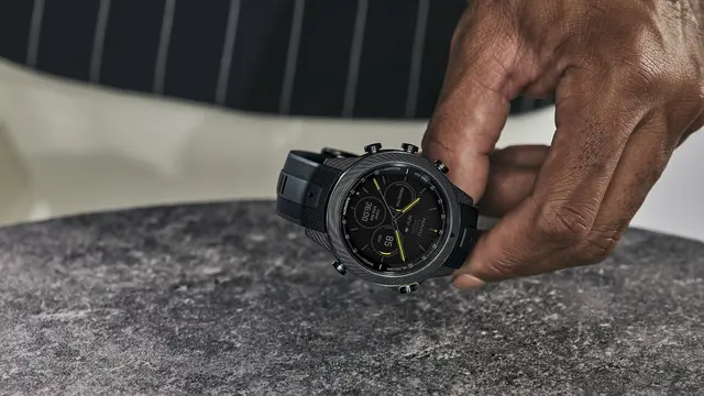 Garmin MARQ Gen 2 Carbon Collection (Garmin)