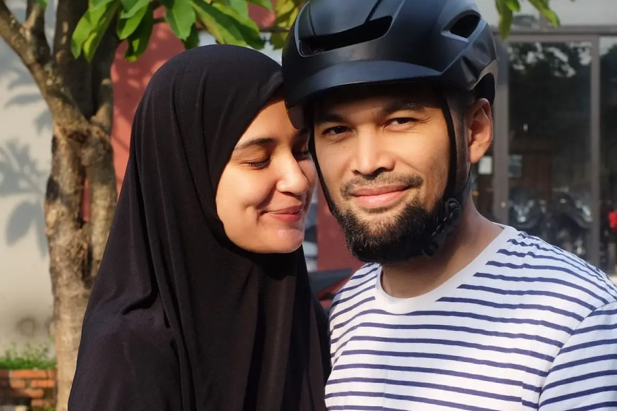 Teuku Wisnu dan Shireen Sungkar. (Foto: Instagram @teukuwisnu)