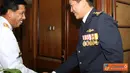 Citizen6, Cilangkap: Panglima TNI Laksamana TNI Agus Suhartono, menerima CC (Courtesy Call) dari Chief of Staff RSAF Major General Ng Chee Meng, PPA di Mabes TNI, Cilangkap, Jakarta Timur. (Pengirim: Badarudin Bakri)