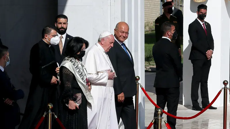 FOTO: Paus Fransiskus Akhiri Kunjungan di Irak