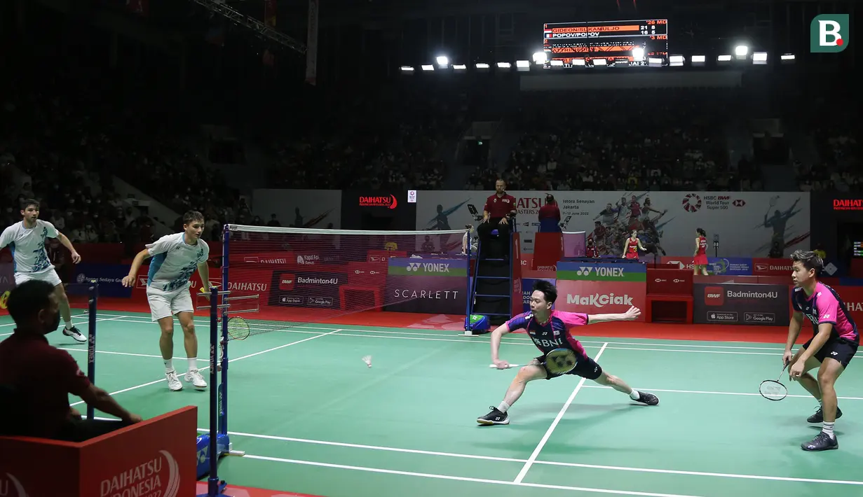 <p>Sejak awal gim pertama, Marcus/Kevin langsung memberikan tekanan ke Popov bersaudara. Bahkan, The Minions mampu unggul 6-1 dari wakil Prancis tersebut. Sempat hanya berselisih satu angka, pasangan Indonesia berhasil unggul dengan skor 11-8 hingga interval gim pertama. (Bola.com/Ikhwan Yanuar)</p>