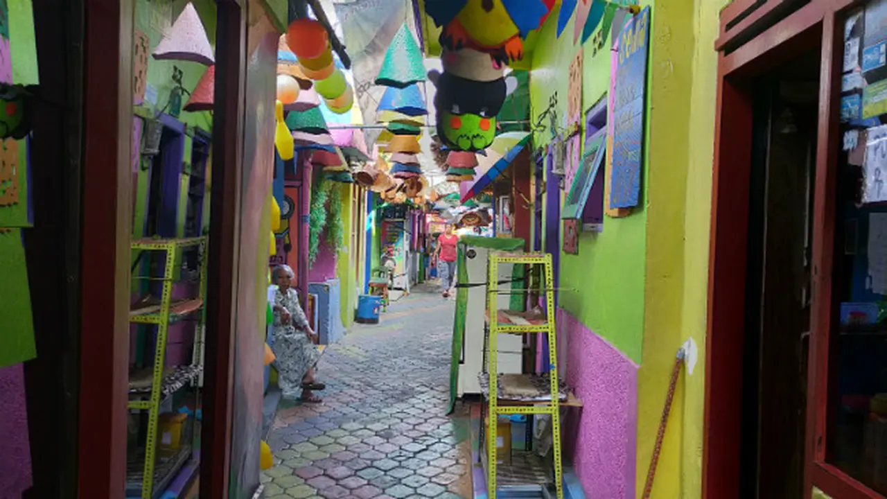 Pandemi Membuat Kampung Warna Warni Malang Beristirahat