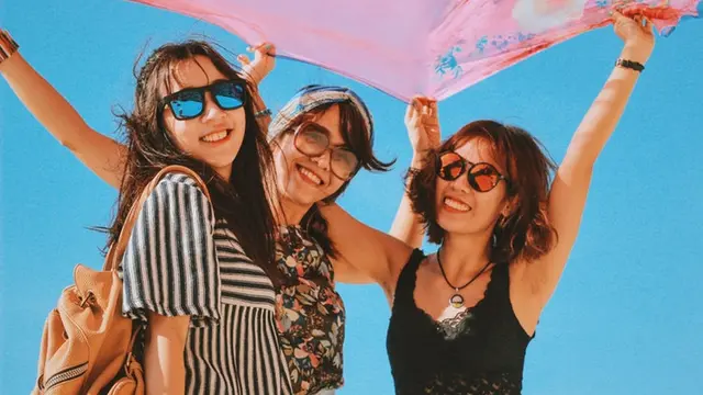 [Bintang] Kata Astrologer: Best Friend Forever sama 5 Zodiak Ini Saja