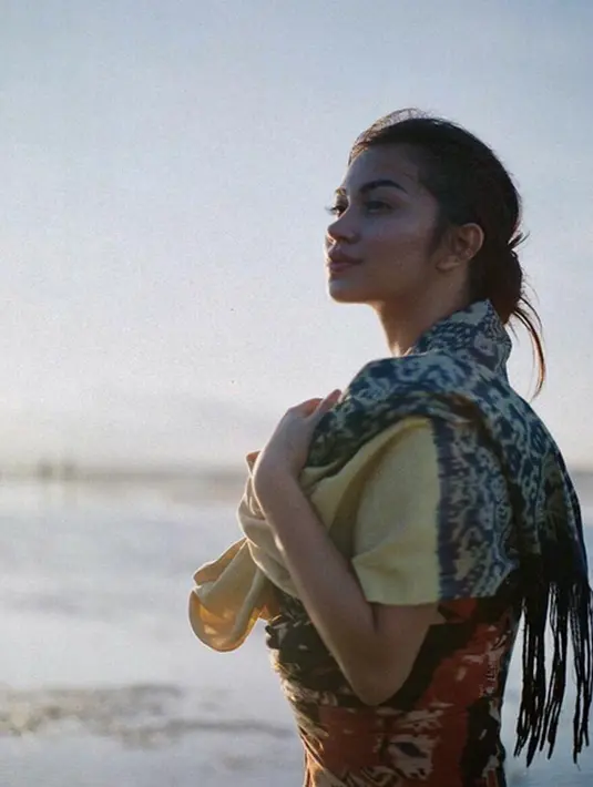 Tidak ada keterangan pemeran kelahiran Jakarta 20 tahun silam itu terkait niatan untuk mundur dari layar kaca dan media sosial. Salam perpisahan dan harapan untuk selalu menyebarkan cinta. (Instagram/arieltatum)