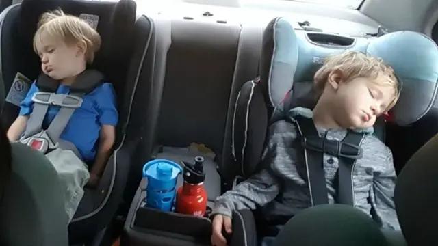 Berkendara bersama anak