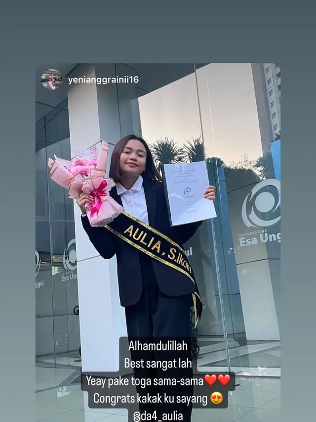 6 Potret Aulia DA yang Baru Saja Lulus dan Sandang Gelar Sarjana Ilmu Komunikasi