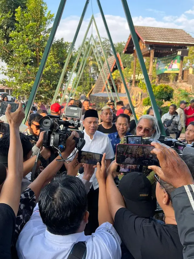 Vicky Prasetyo di Pemalang