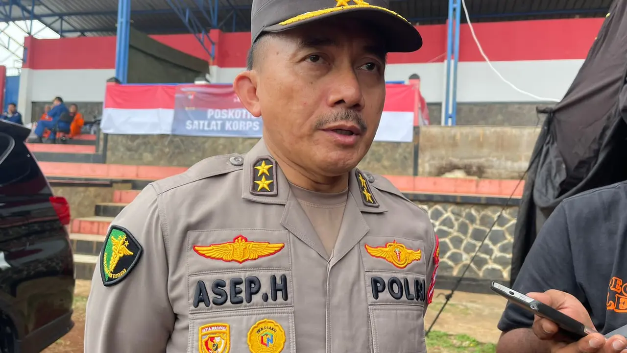 Kepala Pusdokkes Polri Irjen Pol Asep Hendradiana