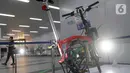 Sebuah sepeda listrik Polimetal Raynor Electric Bike dalam MRT Bike Showcase di stasiun MRT Bundaran HI, Jakarta (29/03/2022). Sepeda listrik Raynor produksi PT Dharma Polimetal Tbk (DRMA) mengandalkan Bataraz battery pack untuk sekali pengecasan selama 4 jam. (Liputan6.com/HO/Drma)