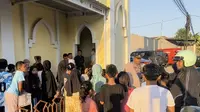 Jasad Bayi Ditemukan di Toilet Masjid, Ada Surat Tinggalkan Pesan Ini