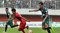 PSS Sleman mengalahkan Martapura FC 2-1 dalam laga lanjutan ISC B Grup 5 di Stadion Maguwoharjo, Sleman, Minggu (17/7/2016). (Bola.com/Romi Syahputra)
