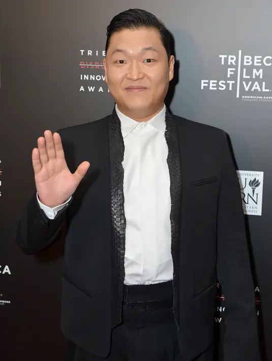 Setelah ‘Gangnam Style’, Psy kembali merilis dua single yang juga meraih sorotan publik dengan ‘Gentleman’ dan ‘Hangover’. (Bintang/EPA)