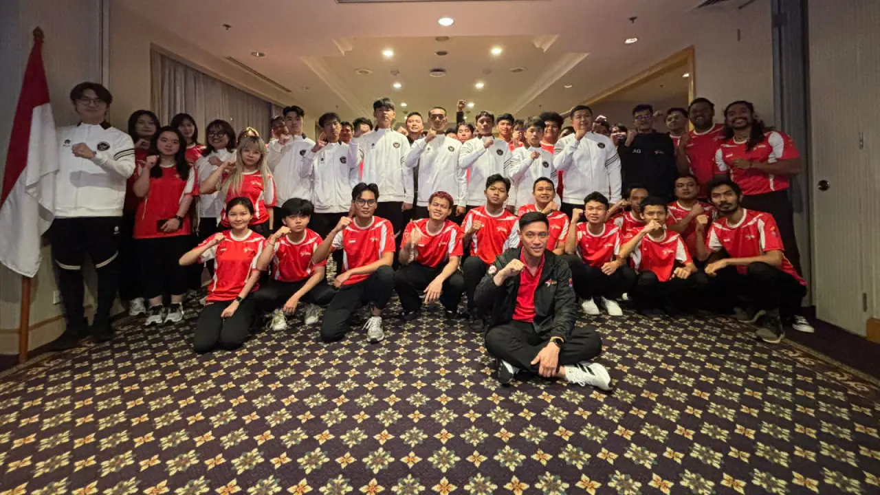 Para Atlet Esports Muda Indonesia untuk Asian Youth Games 2025 bersama Para Atlet Esports Indonesia untuk SEA Games 2025 Thailand Saat Pelepasan di Lokasi Pelatnas