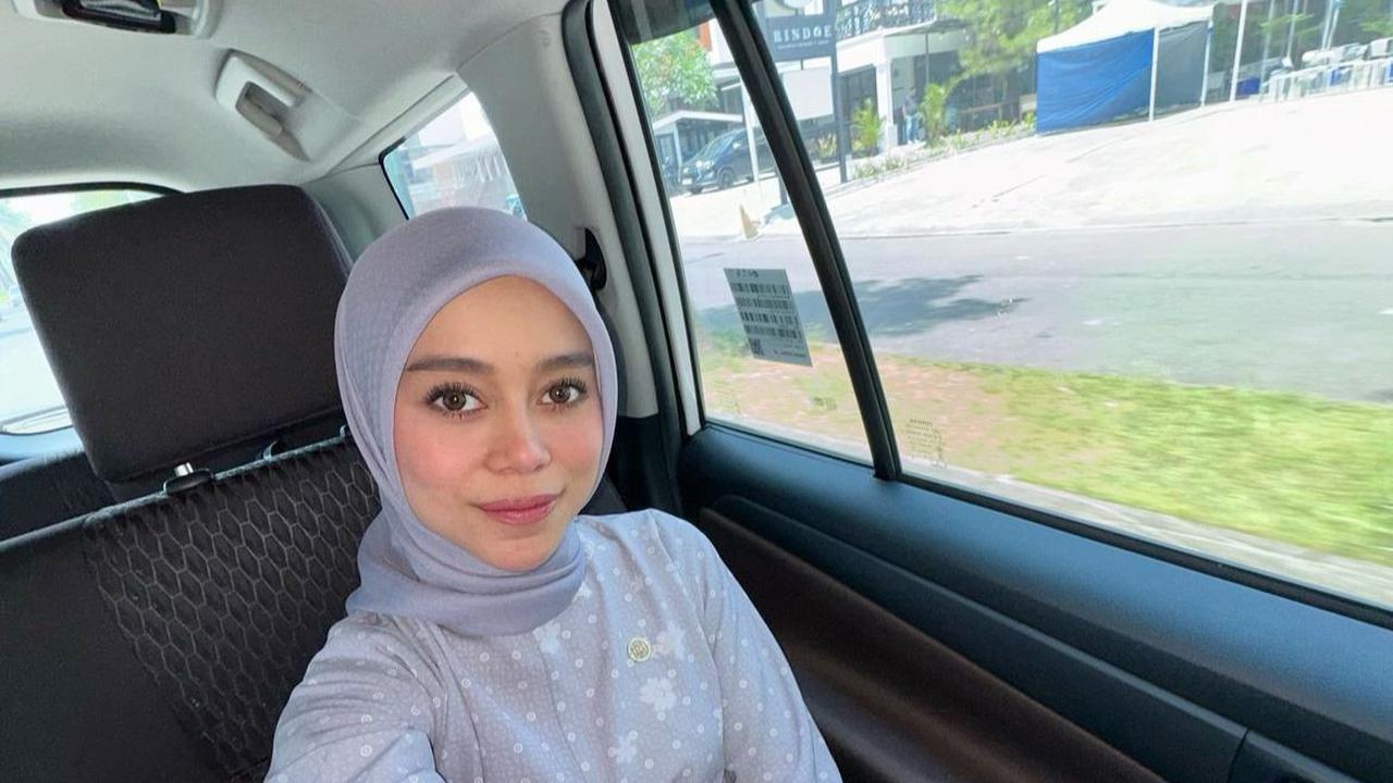 Trik Selfie Keren ala Lesti Kejora, Rahasia Mode 0,5 untuk Hasil Foto ...