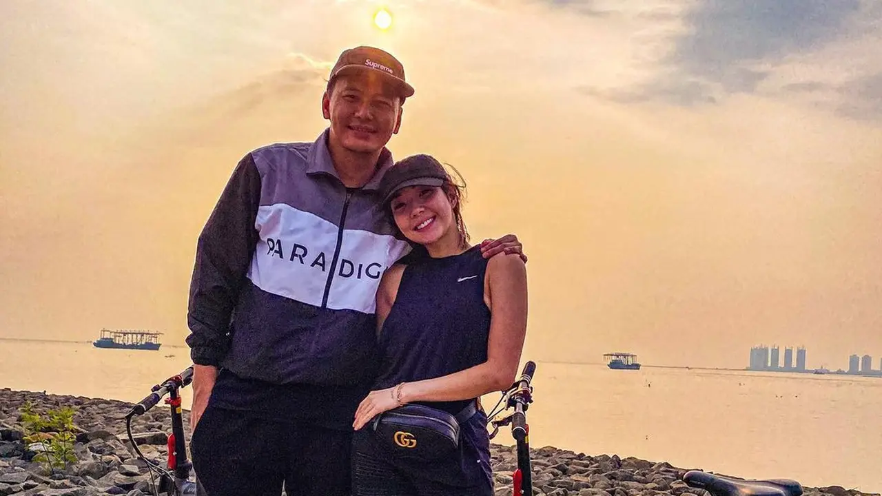 Gisel dan Wijin. (Foto: Instagram @jaysforreal)