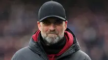 Pelatih Liverpool, Jurgen Klopp yang telah menyatakan akan meninggalkan Liverpool pada akhir musim 2023/2024 tercatat menjadi pelatih aktif dengan masa kerja terlama menangani sebuah klub di Premier League. Musim ini menjadi musim ke-9 ia membesut Liverpool sejak menandatangani kontrak pada awal musim 2015/2016 menggantikan Brendan Rodgers setelah sebelumnya menangani Borussia Dortmund. (AFP/Adrian Dennis)