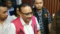 Usai Jalani Operasi Katarak, Eks Wali Kota Kupang Jonas Salean Akhirnya Ditahan Kejati NTT